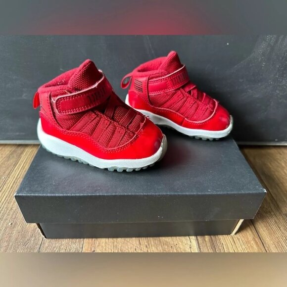 Jordan 11 Retro 'Win Like 96', Gym-Red, Toddler, Size 5C, Preowned - Picture 1 of 6